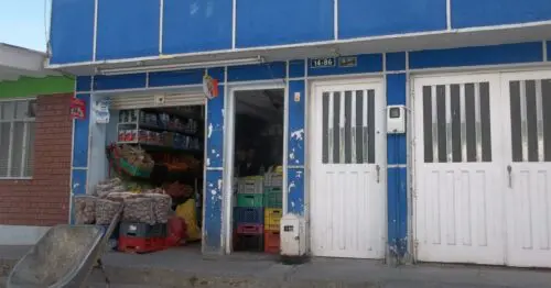 TIENDA DE BARRIO CALLE 95A BOGOTÁ TIENDA DE BARRIO CALLE 95A BOGOTÁ